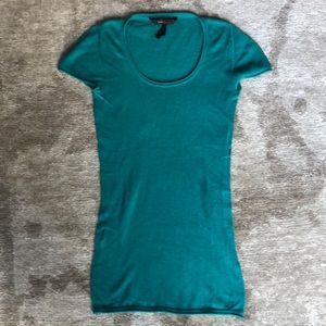 BCBG Green cashmere short sleeve sweater
